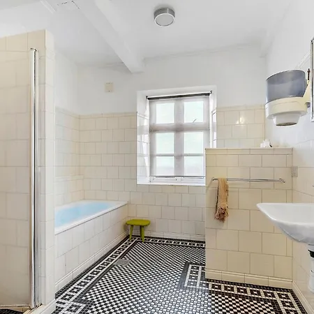 Gorgeous In With Wifi * Bredebro