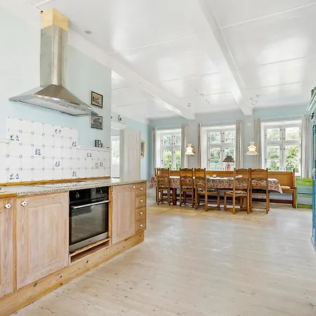 Gorgeous In With Wifi